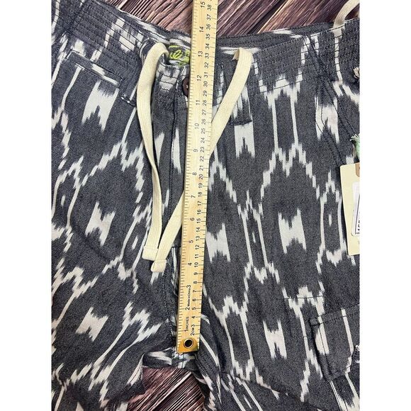 NEW True Grit Men's Size 34 Gray White Ikat Cargo Cotton Casual Shorts NWT $155 - Picture 13 of 15